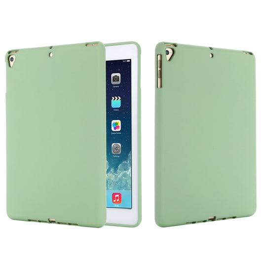 Solid Color Liquid Silicone Dropproof Full Coverage Protective Case For iPad Air / 9.7 2017 / 9.7 2018 / Pro 9.7(Green) - iPad 9.7 (2018) & (2017) Cases by buy2fix | Online Shopping UK | buy2fix