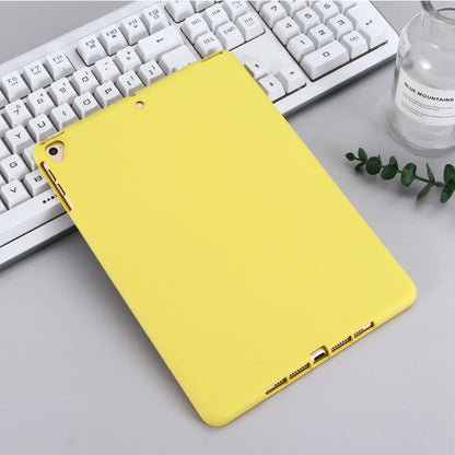 Solid Color Liquid Silicone Dropproof Full Coverage Protective Case For iPad Air / 9.7 2017 / 9.7 2018 / Pro 9.7(Yellow) - iPad 9.7 (2018) & (2017) Cases by buy2fix | Online Shopping UK | buy2fix