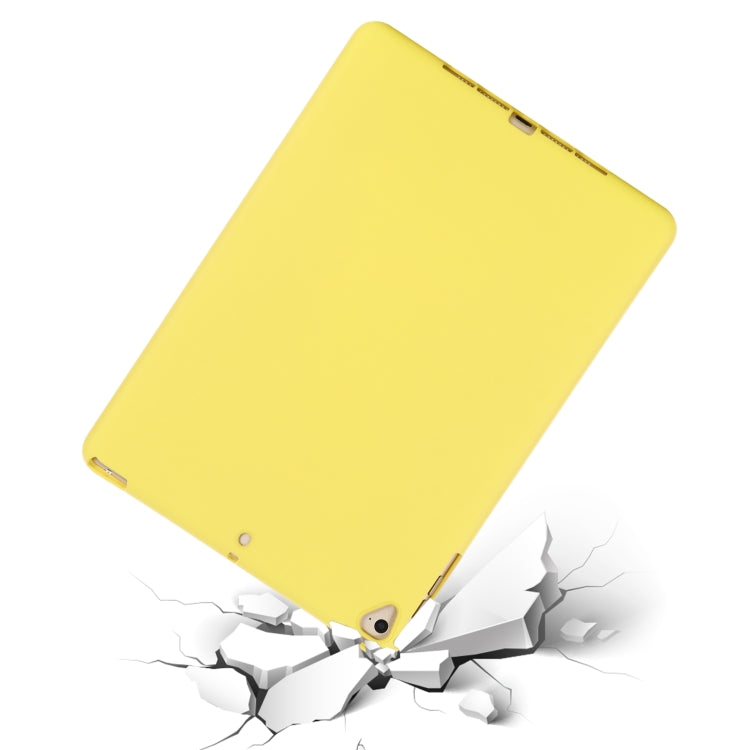 Solid Color Liquid Silicone Dropproof Full Coverage Protective Case For iPad Air / 9.7 2017 / 9.7 2018 / Pro 9.7(Yellow) - iPad 9.7 (2018) & (2017) Cases by buy2fix | Online Shopping UK | buy2fix
