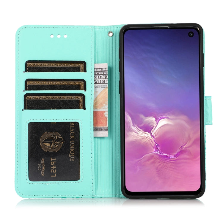 For Samsung Galaxy S10e Skin Feel Embossed Sunflower Horizontal Flip Leather Case with Holder & Card Slots & Wallet & Lanyard(Green) by buy2fix