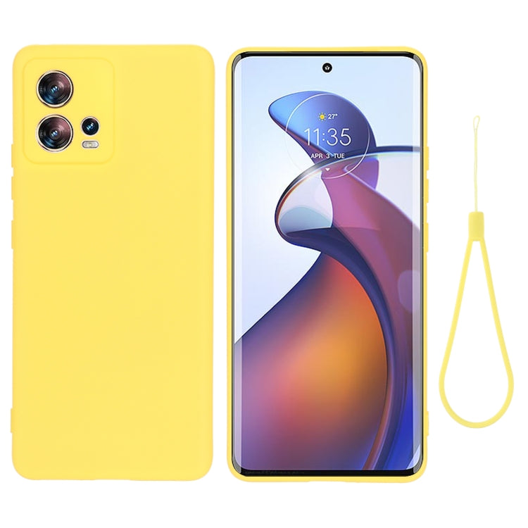 For Motorola Edge 30 Fusion / S30 Pro Pure Color Liquid Silicone Shockproof Phone Case(Yellow) - Motorola Cases by buy2fix | Online Shopping UK | buy2fix