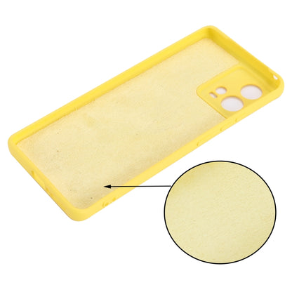 For Motorola Edge 30 Fusion / S30 Pro Pure Color Liquid Silicone Shockproof Phone Case(Yellow) - Motorola Cases by buy2fix | Online Shopping UK | buy2fix