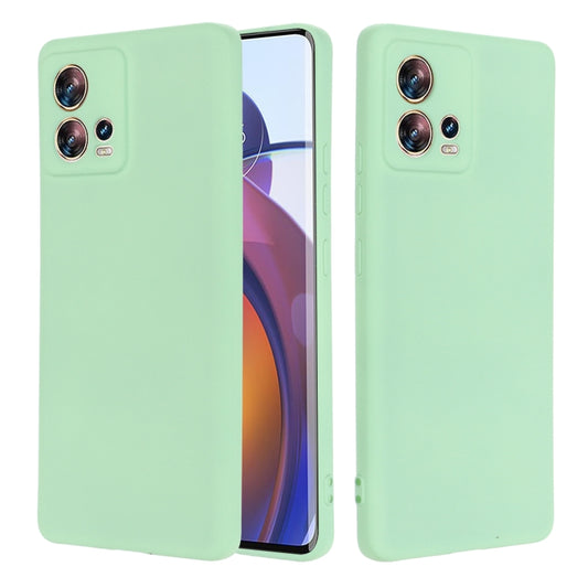 For Motorola Edge 30 Fusion / S30 Pro Pure Color Liquid Silicone Shockproof Phone Case(Green) - Motorola Cases by buy2fix | Online Shopping UK | buy2fix
