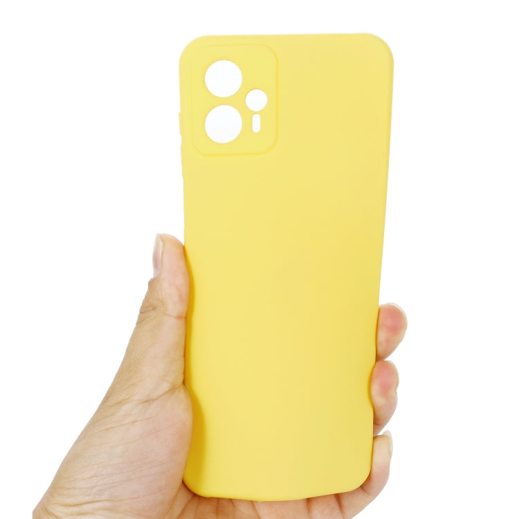 For Motorola Moto G13 / G23 Pure Color Liquid Silicone Shockproof Phone Case(Yellow) by buy2fix
