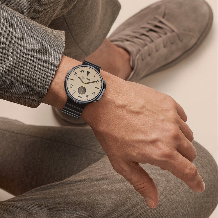 K9 1.39 inch TFT Screen Smart Watch Supports Bluetooth Calling/Health Monitoring(Gold) by buy2fix