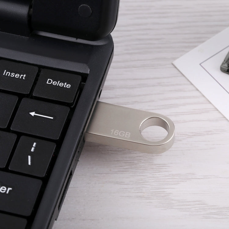 16GB Metal USB 2.0 Flash Disk by buy2fix