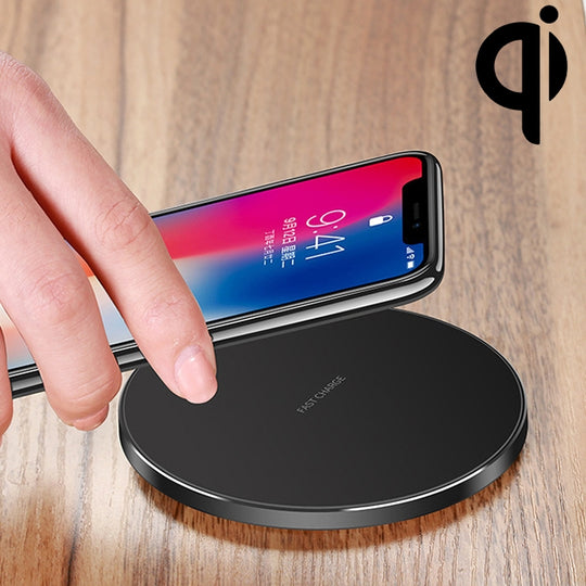 GY-68 Ultra-mince en alliage d'aluminium sans fil charge rapide Qi chargeur Pad (noir)