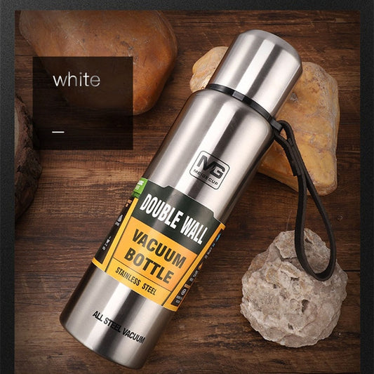 Outdoor Thermos Portable Large Capacity Insulated Cup, Capacity:750ml(Silver) - Vacuum Thermoses & Cups by buy2fix | Online Shopping UK | buy2fix