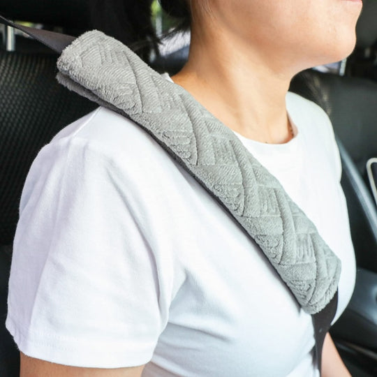 1pair Car Plush Seat Belt Embroidered Shoulder Pad Cover(Gray)